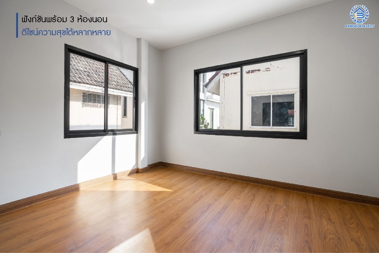 บ้านมือสองตกแต่งใหม่ ทำเลใจกลางเมือง ม.บ้านประชาชื่น ประชาชื่น-สามัคคี เนื้อที่ 60 ตร.ว. ฟังก์ชัน 3 ห้องนอน 2 ห้องน้ำ 2 ที่จอดรถ บนทำเลเดินทางสะดวก เชื่อมต่อหลายเส้นทาง ใกล้เดอะมอลล์งามวงศ์วาน เซ็นทรัลแจ้งวัฒนะ ทางด่วน และรถไฟฟ้า (สายสีชมพู)